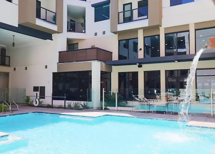 Luxury Remote Work & Indulge In Comfort & Style G4004 Apartment Scottsdale