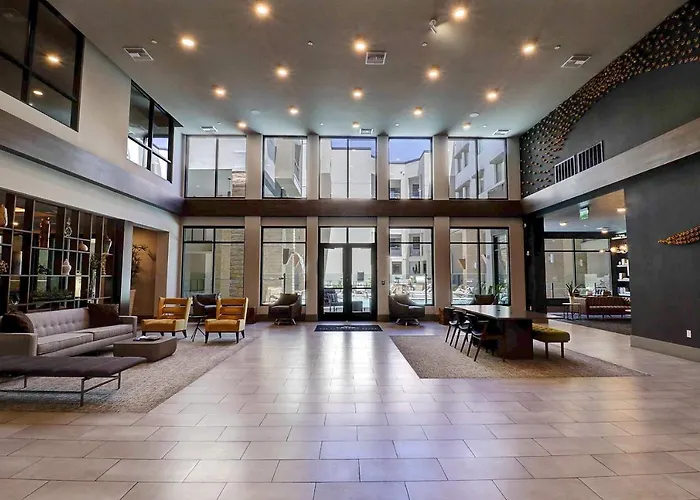 Apartment Luxury Remote Work & Indulge In Comfort & Style G4004 Scottsdale